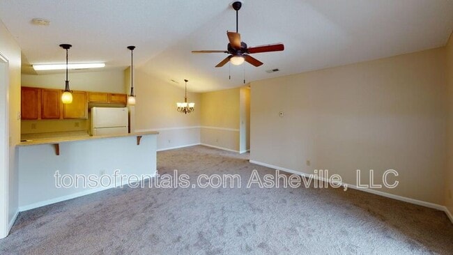 Photo - 157 Morningside Ln
