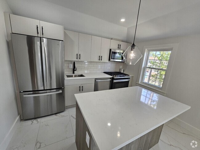 Building Photo - 167-01 145th Dr Rental
