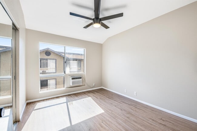 Photo - 91-284-284 Hanapouli Cir