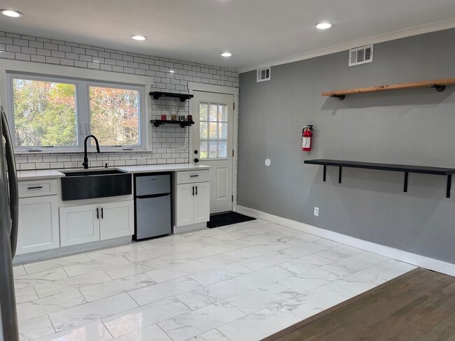 Photo - 20 Wareham Rd