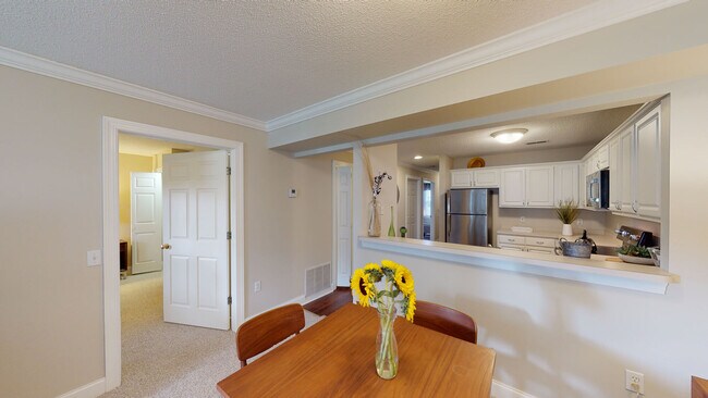 Brookhaven Apartments