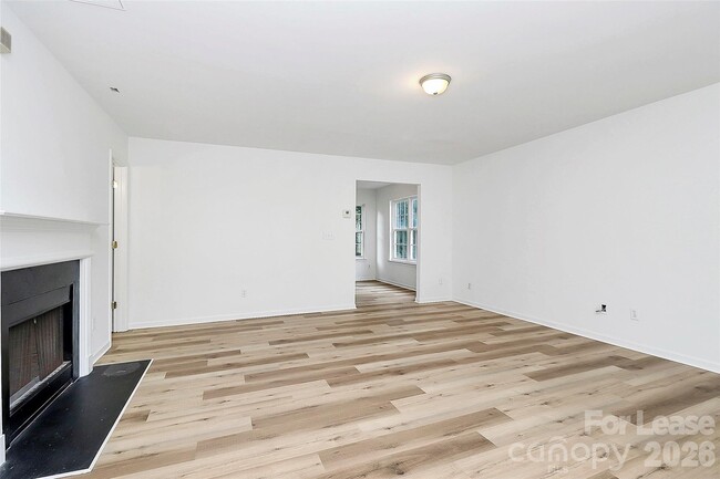 Photo - 1215 McAllister Dr