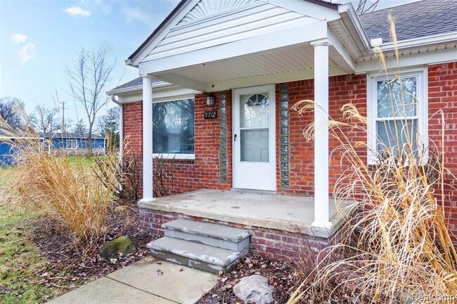 Photo - 9712 Cherokee St