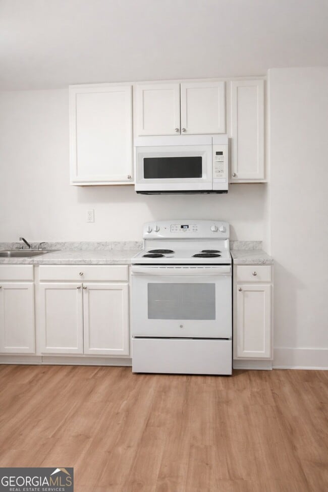 Photo - 1522 Central Ave