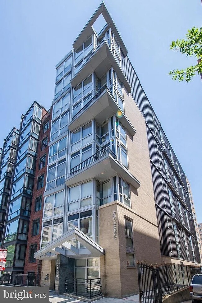 Building Photo - 1209 13th St NW