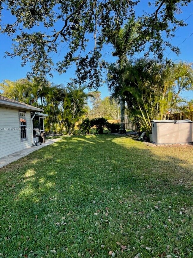 Photo - 2304 SE 8th Terrace