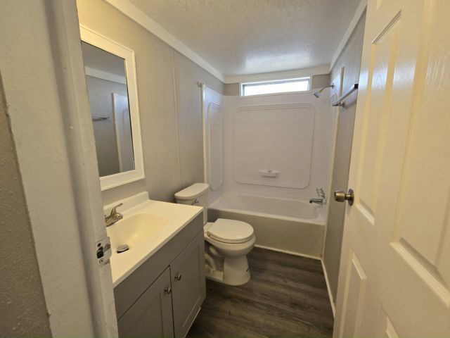 Photo - 11211 East Bay Rd