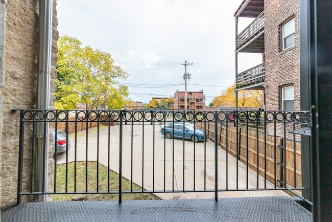 Building Photo - 6217 S Kimbark Ave Unit 3N Rental