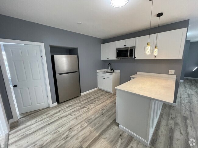Building Photo - 155 Transit St Rental