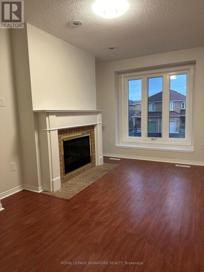 Photo - 5426 Antrex Crescent