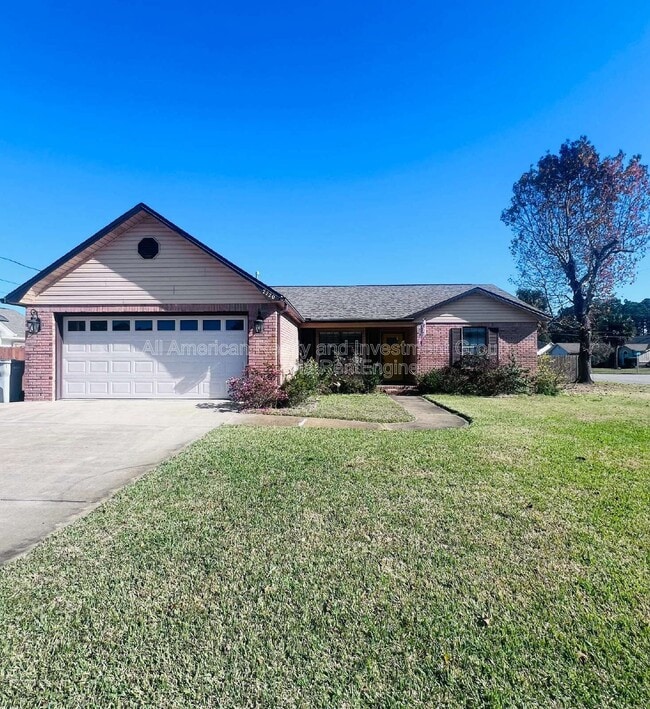 Photo - 2220 Kerra Ln