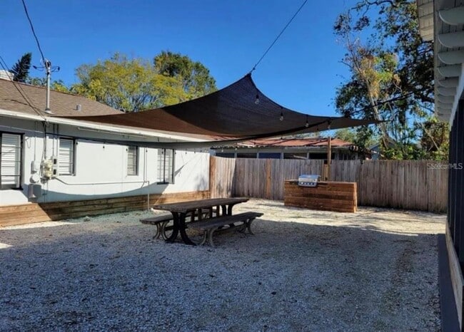 Photo - 300 20th Ave S