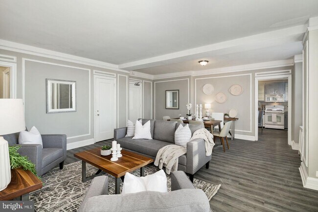 Photo - 2031 Locust St Apartment Unit 703