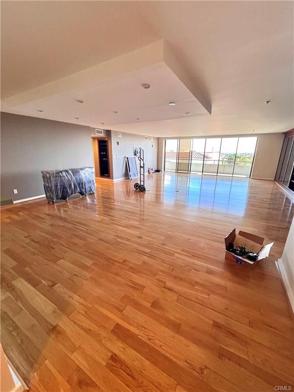 Photo - 10660 Wilshire Blvd Unit 609