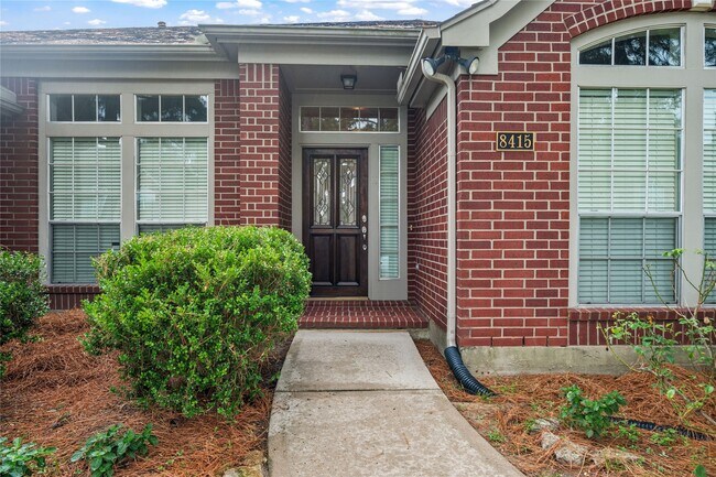 Photo - 8415 Trophy Pl Dr House