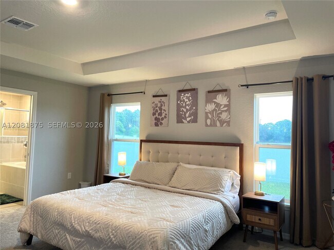 Photo - 315 Lily Ln