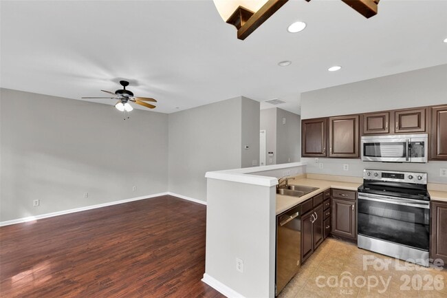 Photo - 11054 Dixie Hills Dr