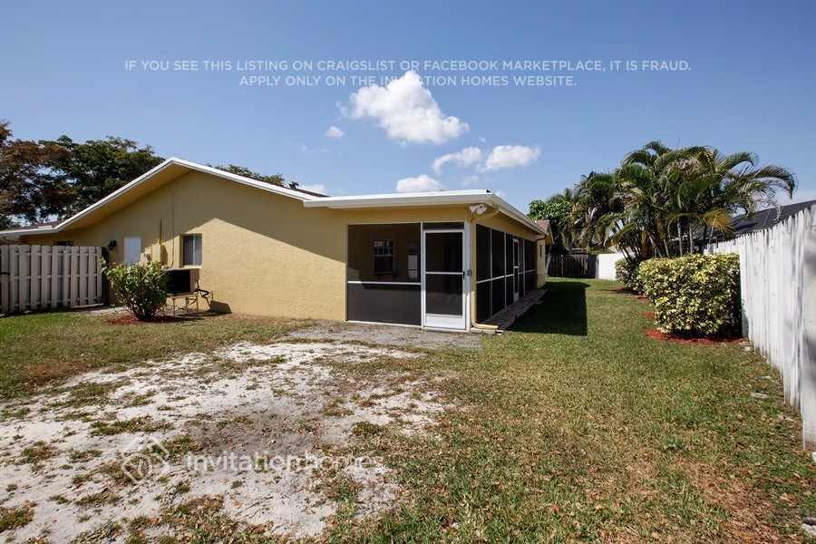 Photo - 820 NW 76th Terrace