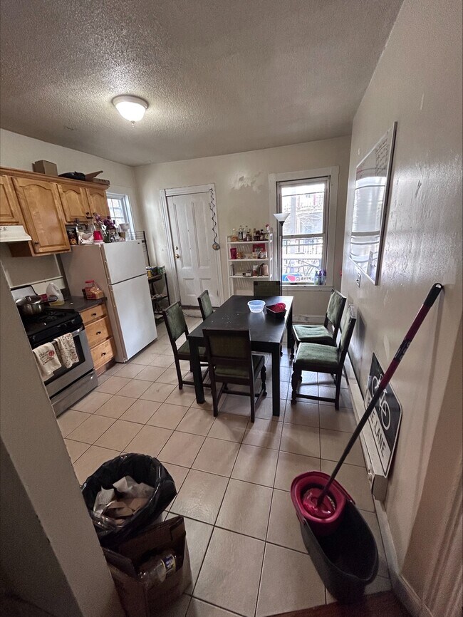 Photo - 55 Hillside St