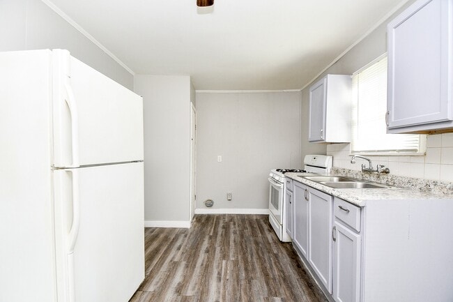 Photo - 5000 Noble St Unidad 6