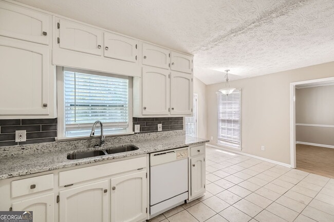 Photo - 849 Ridge Ave