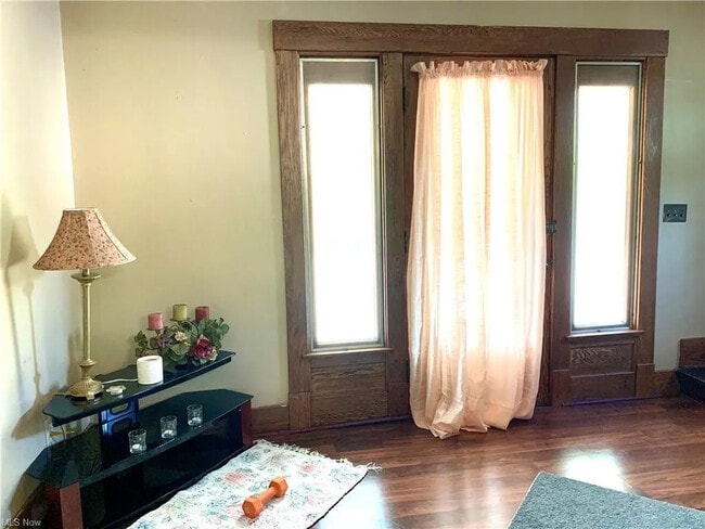 Photo - 2816 W Liberty St