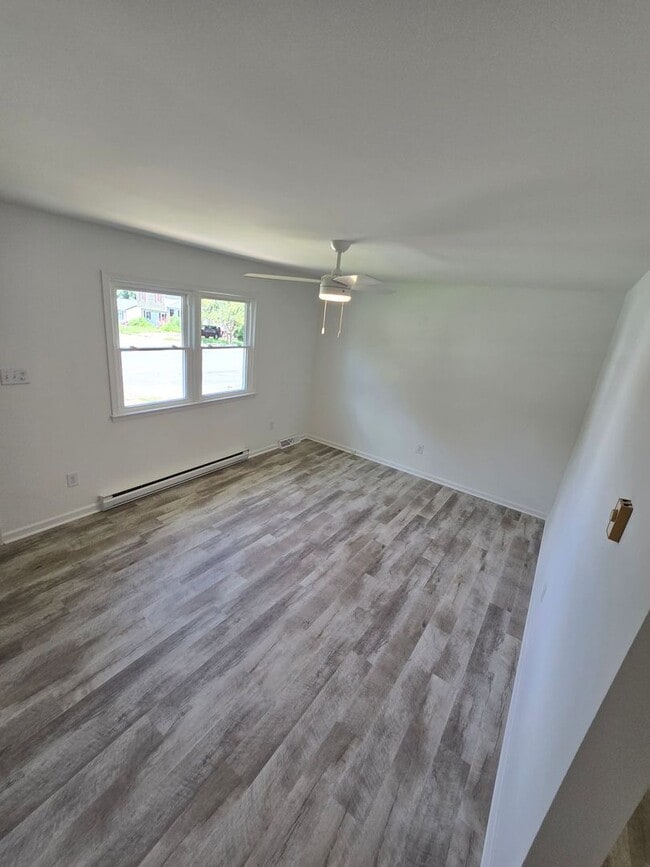 Photo - 206 Bull Run Dr