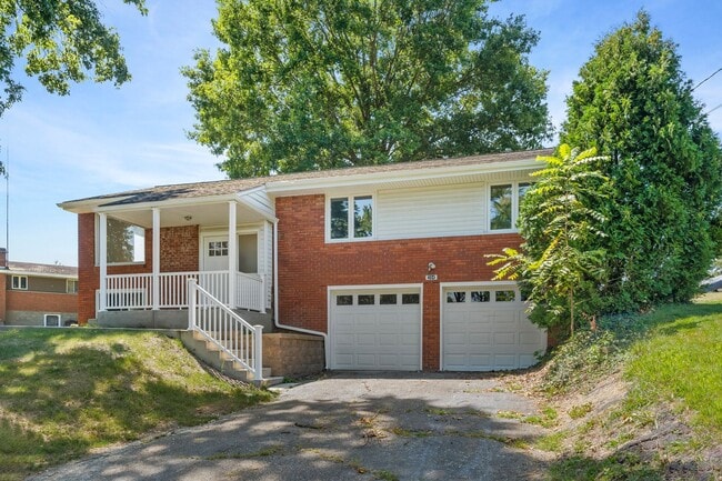Photo - Beautifully Renovated 4 Bed/ 2 Bath with 2...