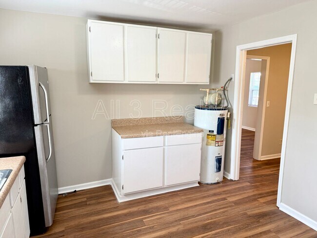 Photo - 117 Clayton St