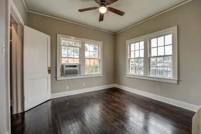 Photo - SF-065-16 &amp; 18 North 15th Street Duplex Unit 18 North 15th Street