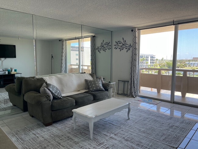 Photo - 2020 N Atlantic Ave