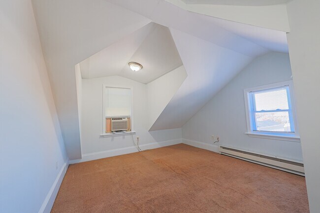 Photo - 89 Condor St