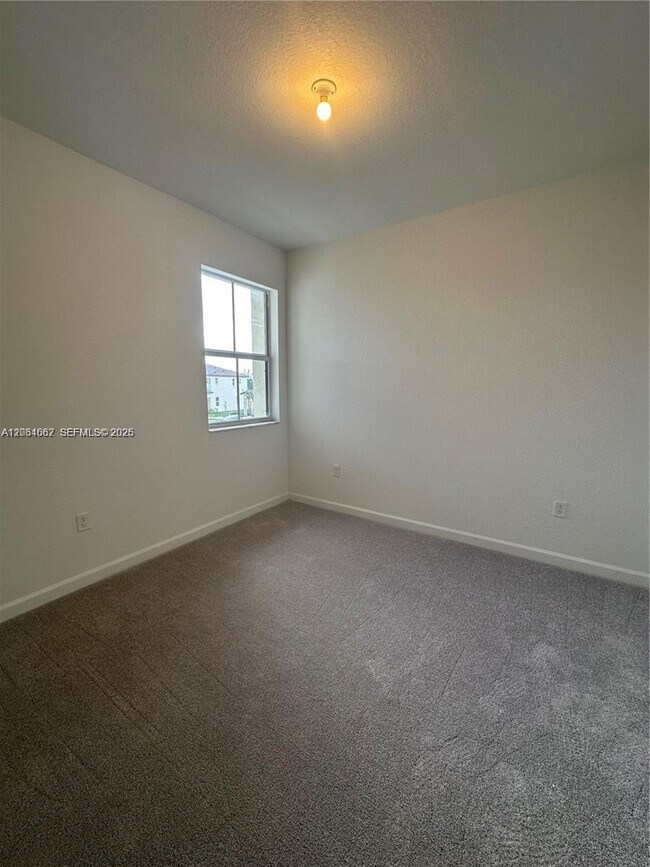 Photo - 2892 SE 25th Ave