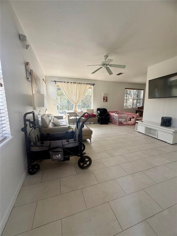 Photo - 1008 Royal Ridge Dr