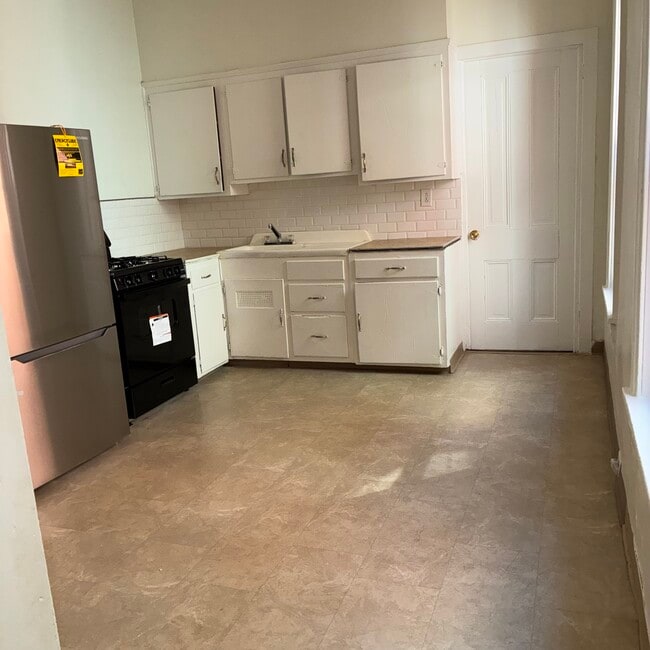 Cocina - 330 N 4th St Unidad 1st Floor