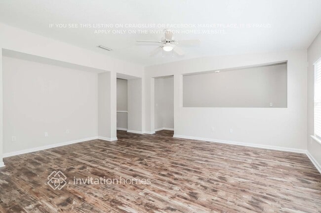 305 Brantley Harbor Dr