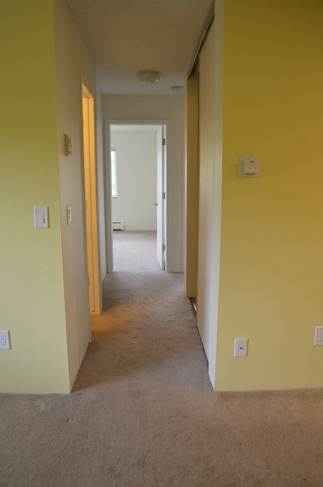 Photo - 2 BEDROOM AVAILABLE IN DENVER Unit C304
