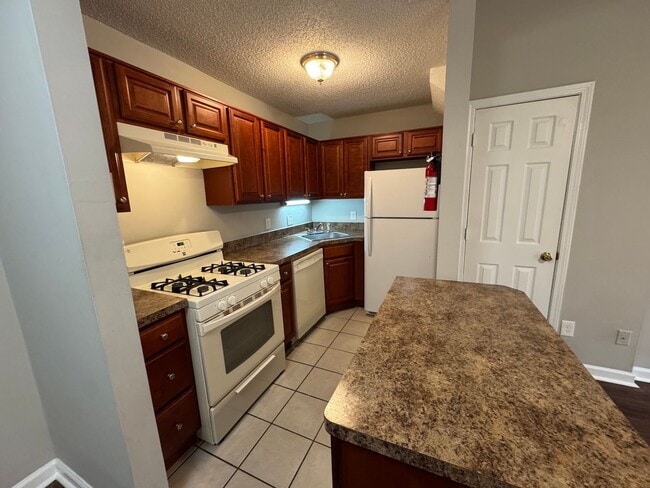 Photo - 2 Bedroom 2 Bath End Unit Townhome in Quiet Neighborhood Near I-20