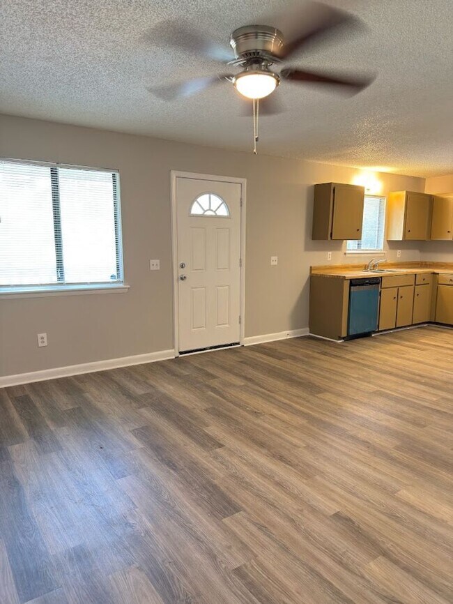 107 Sea Parc St Unit D
