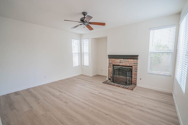 Photo - Spacious 3-Bedroom Home in the Andorra Community of Valencia!