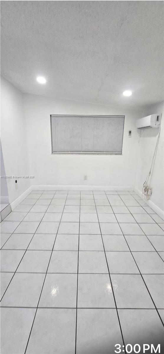 Photo - 3405 NW 176th Terrace Apartamento