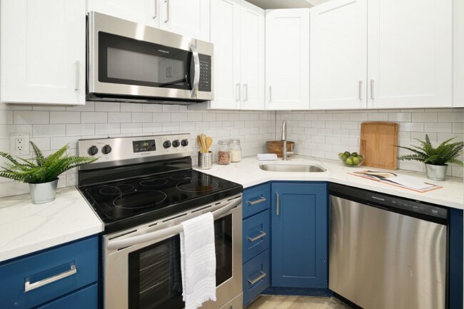 Photo - 1535 N 6th St Unit B22