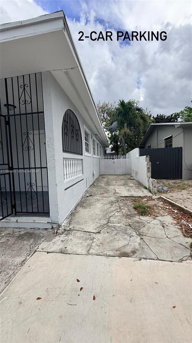 Photo - 2250 NW 103rd St Unit B