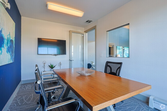 Sala de conferencias - Urban Oaks