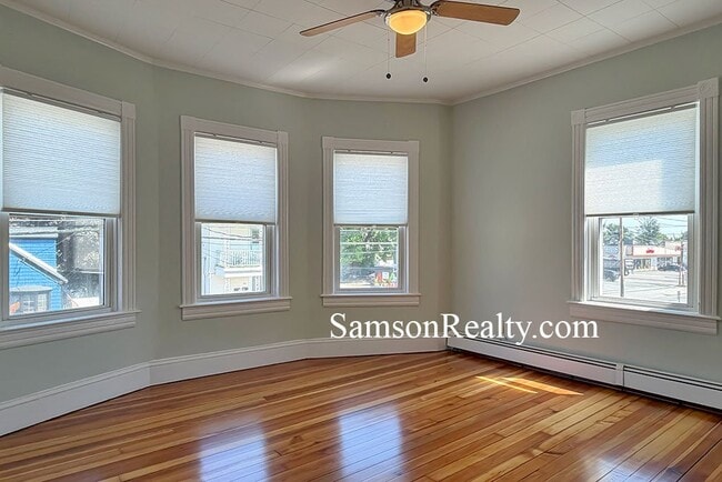 Photo - 792 Mineral Spring Ave Unit 2
