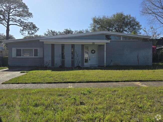 Building Photo - 13 Caswell Cir Rental