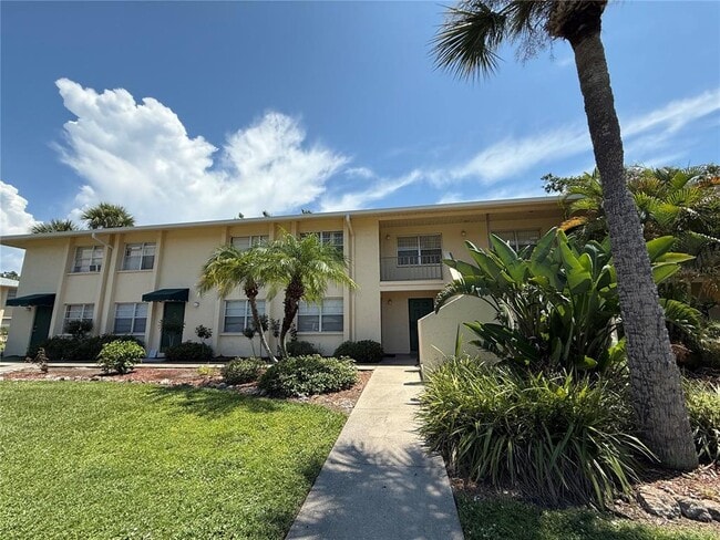 Building Photo - 4805 Rilma Ave Unit 103 Rental