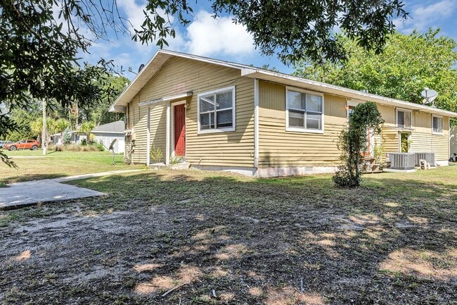 Photo - 5879 NW 1st St