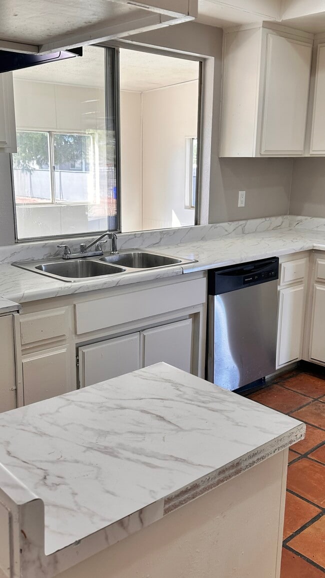 Photo - 12692 Senecio Ave