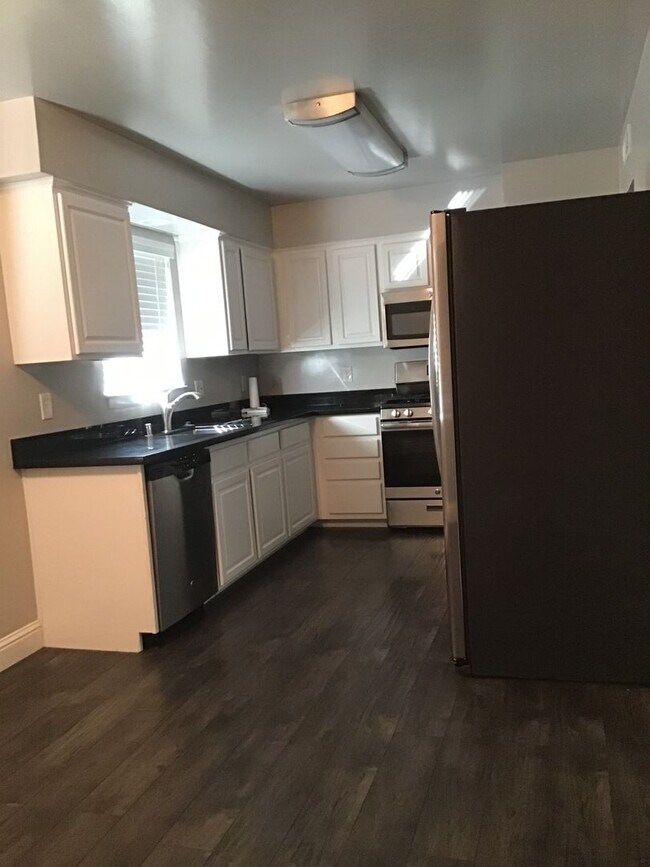 Photo - Beautiful 3 bedroom rental